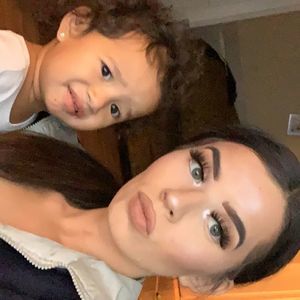 Meet your Posher, Daniela